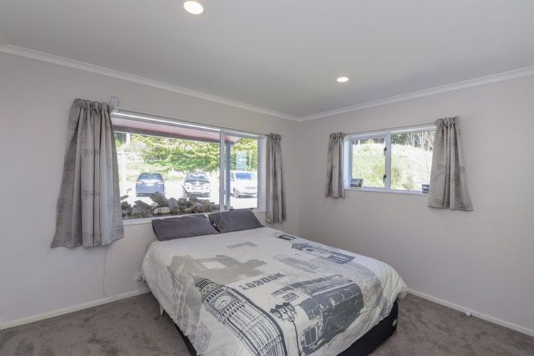 Photo of property in 46 Eucalyptus Way, Nikau Valley, Paraparaumu, 5032