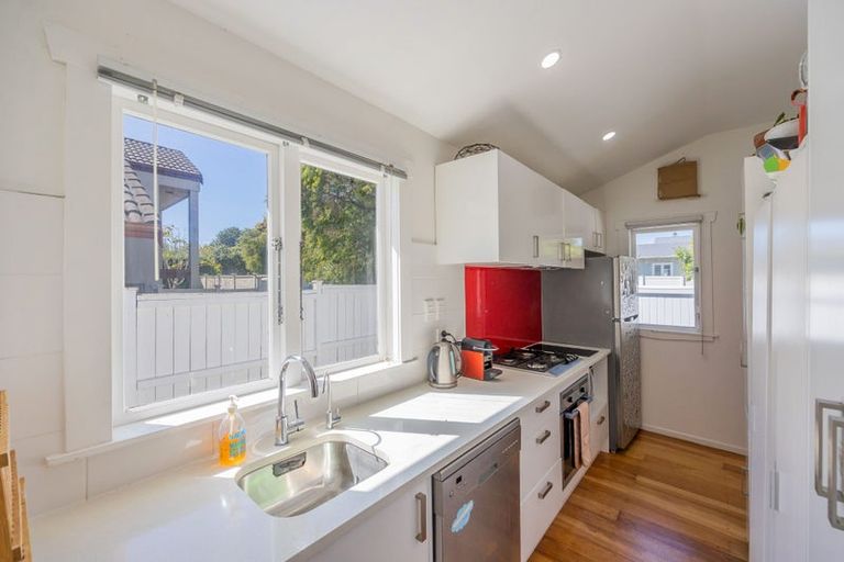 Photo of property in 2b Westminster Road, Mount Eden, Auckland, 1024