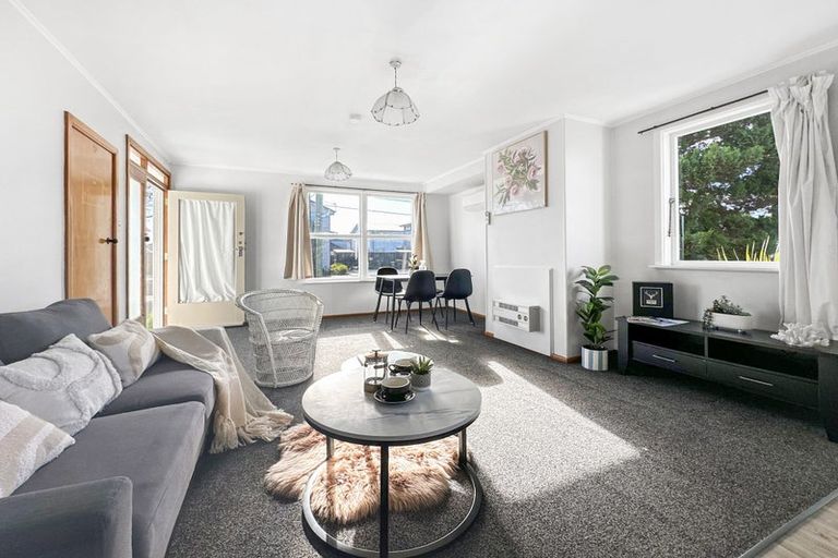 Photo of property in 32 Jollie Street, Linwood, Christchurch, 8062
