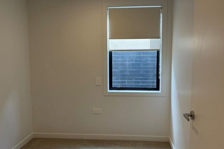 Photo of property in 7/160 Mazengarb Road, Paraparaumu, 5032