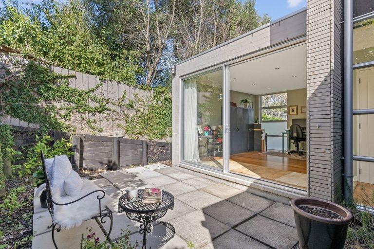 Photo of property in 20a Riddell Road, Glendowie, Auckland, 1071