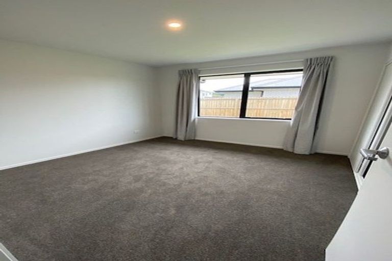 Photo of property in 5 Cabbage Close, Halswell, Christchurch, 8025