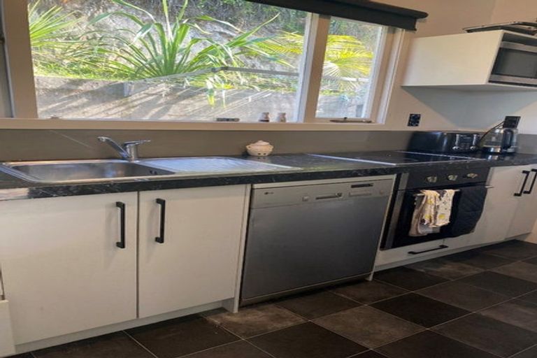 Photo of property in 11 Guys Hill Road, Hospital Hill, Napier, 4110