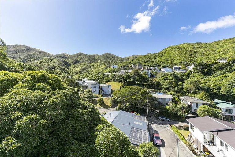 Photo of property in 105a Awarua Street, Ngaio, Wellington, 6035