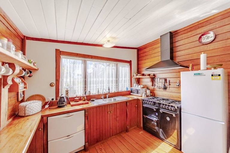 Photo of property in 31 Lyall Street, Tikokino, Waipawa, 4273