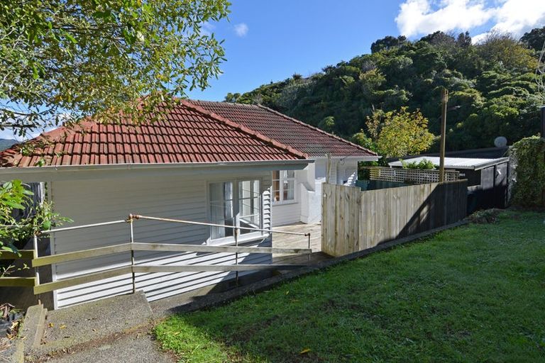 Photo of property in 113 Orangi Kaupapa Road, Northland, Wellington, 6012