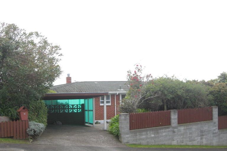 Photo of property in 5 Catherine Crescent, Moturoa, New Plymouth, 4310