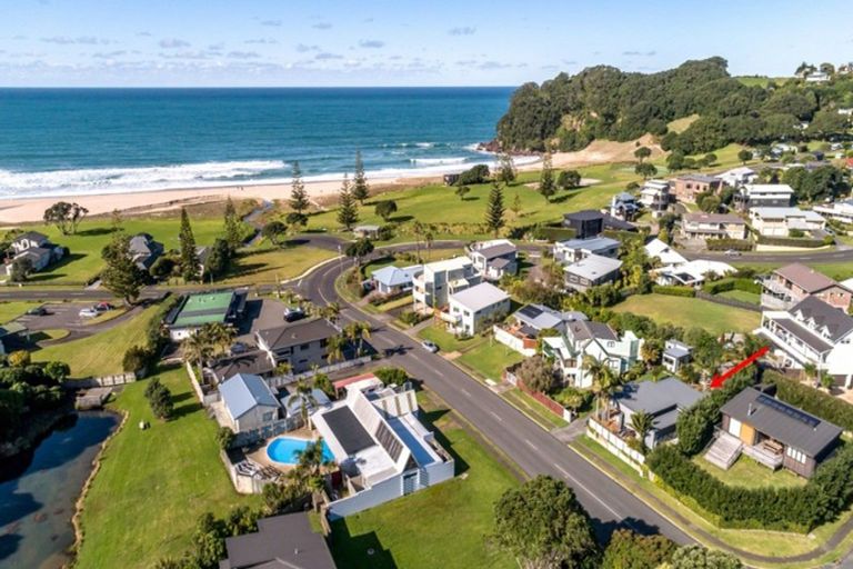 Photo of property in 202 Onemana Drive, Onemana, Whangamata, 3691