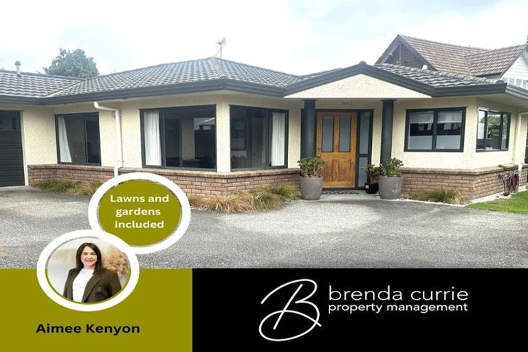 Photo of property in 6 Franklin Avenue, Hokowhitu, Palmerston North, 4410