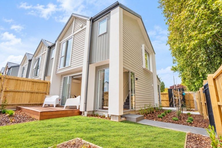 Photo of property in 1/27 Linwood Avenue, Linwood, Christchurch, 8011