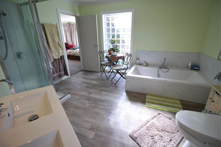 Photo of property in 4 Chandler Crescent, Clyde, 9330