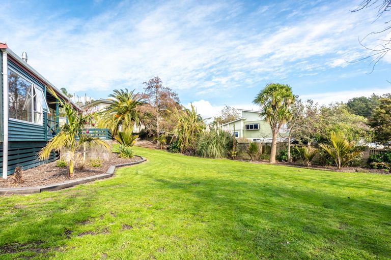 Photo of property in 22 Wallis Road, Kaiti, Gisborne, 4010