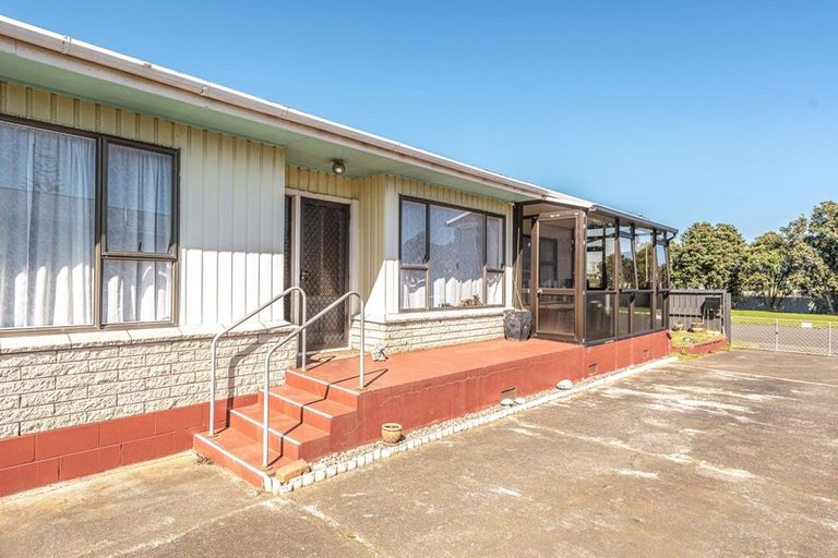 Photo of property in 78 Hinau Street, Castlecliff, Whanganui, 4501