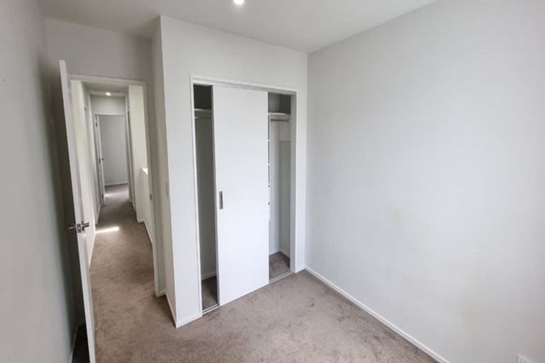 Photo of property in 7 Riroriro Close, Papakura, 2110