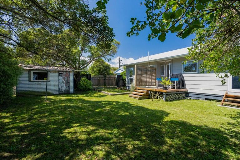 Photo of property in 78 Atkinson Avenue, Otaki Beach, Otaki, 5512
