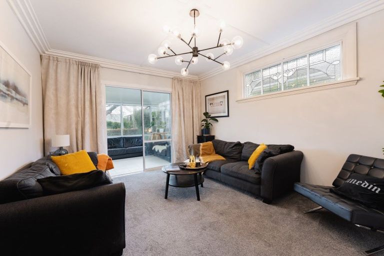 Photo of property in 19 Mornington Road, Balaclava, Dunedin, 9011