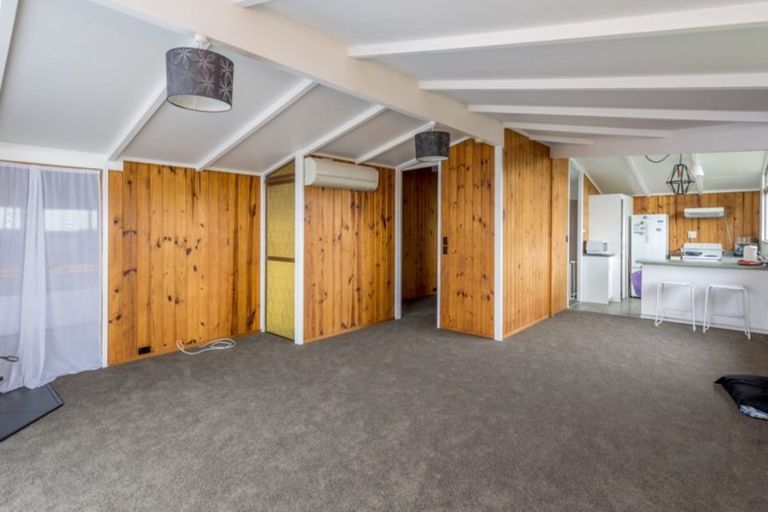 Photo of property in 6 Drake Street, Levin, 5510