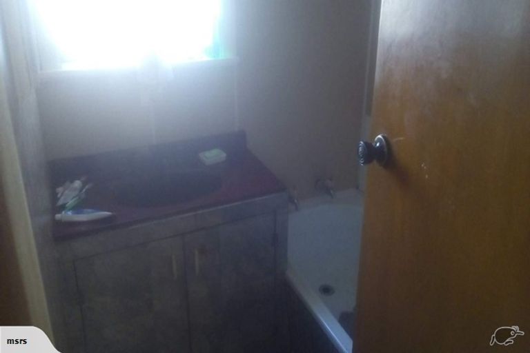 Photo of property in 39 Neal Crescent, Onekawa, Napier, 4110