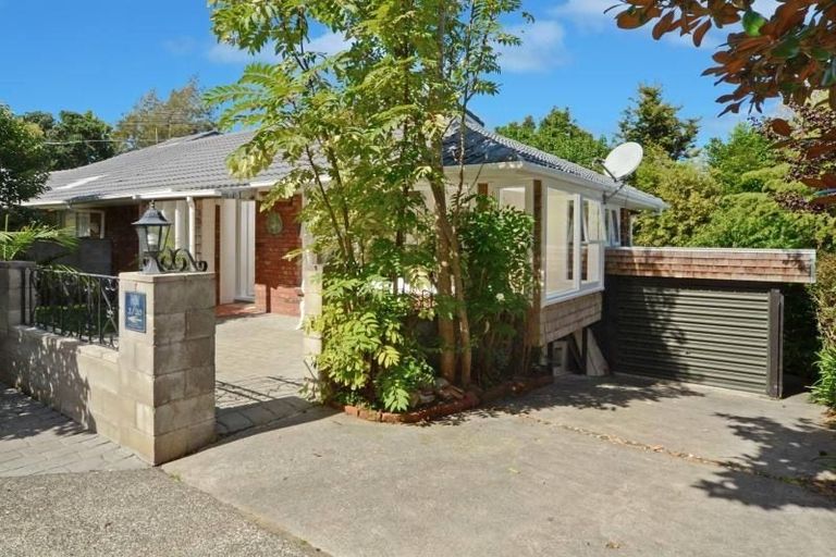 Photo of property in 2/20 Saint Peters Street, Northcote, Auckland, 0627