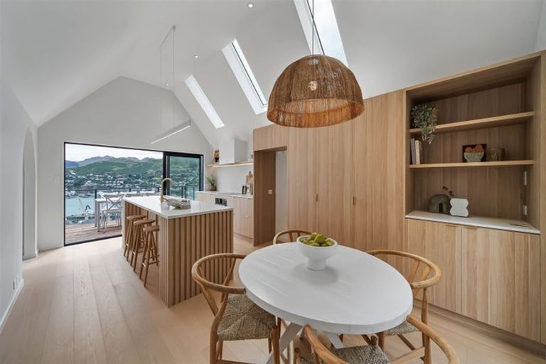 Photo of property in 7 Reserve Terrace, Lyttelton, 8082