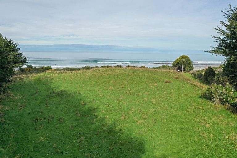 Photo of property in 110 Taieri Mouth Road, Kuri Bush, Brighton, 9091