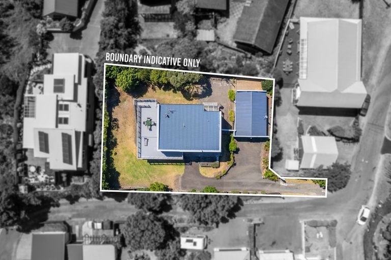 Photo of property in 345a Rosetta Road, Raumati Beach, Paraparaumu, 5032