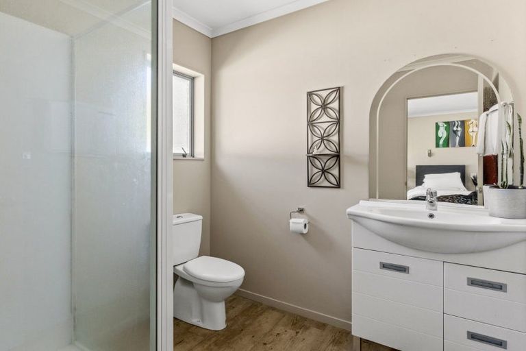 Photo of property in 27a Mill Road, Clive, 4102