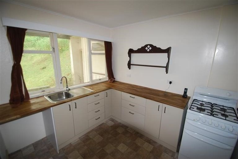 Photo of property in 14 Palm Grove, Berhampore, Wellington, 6023