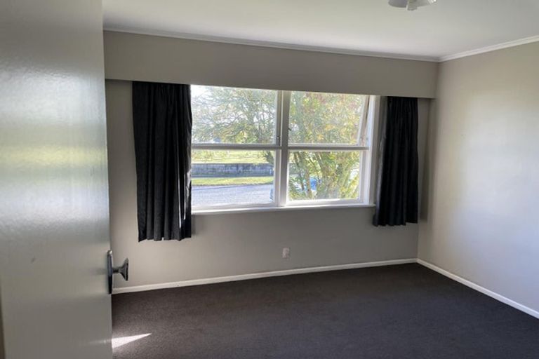 Photo of property in 44 Southsea Crescent, Silverdale, Hamilton, 3216