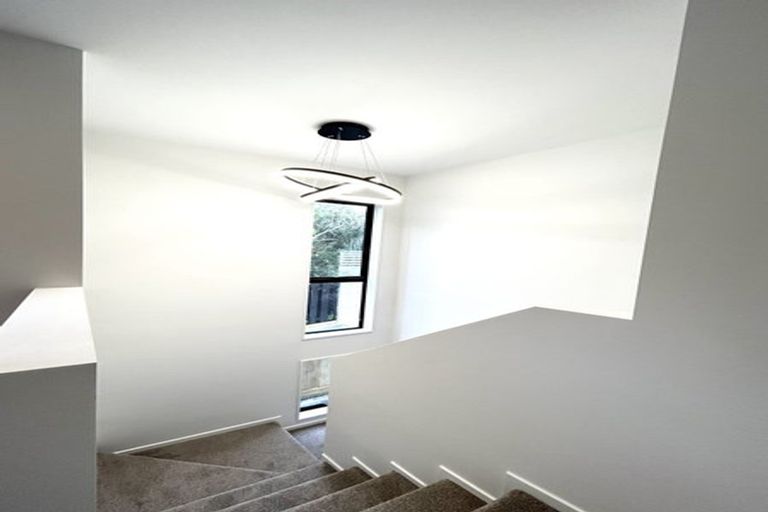 Photo of property in 2b Robin Lane, Browns Bay, Auckland, 0630