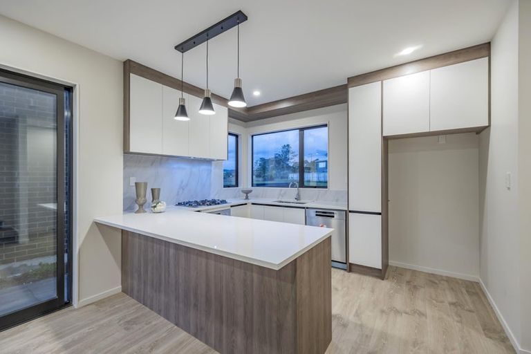 Photo of property in 18c Winfield Road, Kumeu, 0810