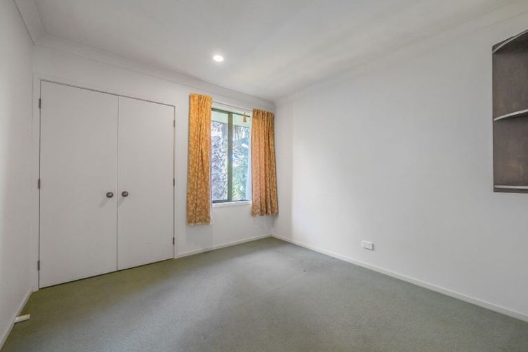 Photo of property in 11 Fresil Lane, Massey, Auckland, 0614