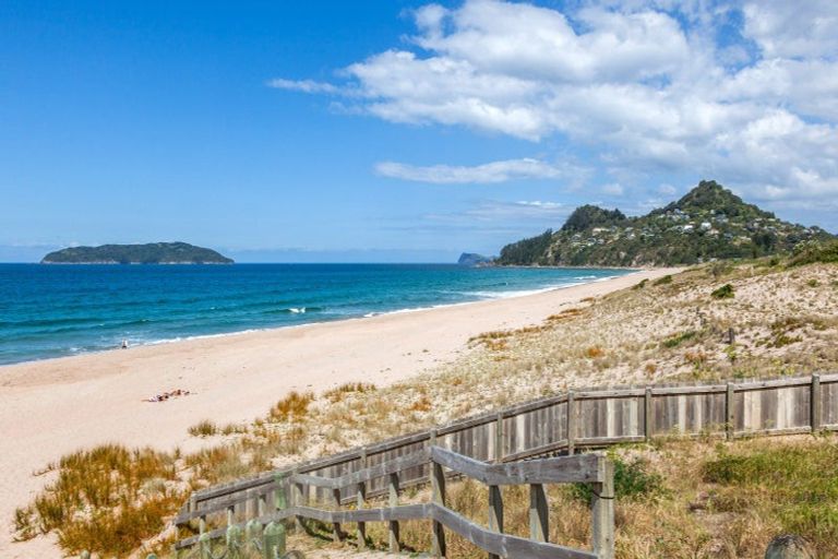Photo of property in 146 Ocean Beach Road, Tairua, 3508