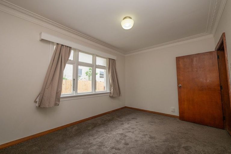Photo of property in 60 Heriot Row, North Dunedin, Dunedin, 9016