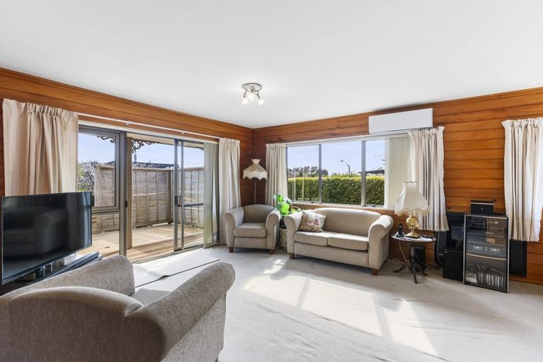 Photo of property in 108 Florence Avenue, Orewa, 0931