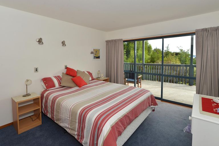 Photo of property in 26 Broadview Road, Opua, 0200