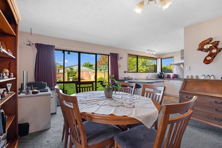 Photo of property in 20 Briarmont Street, Avondale, Christchurch, 8061