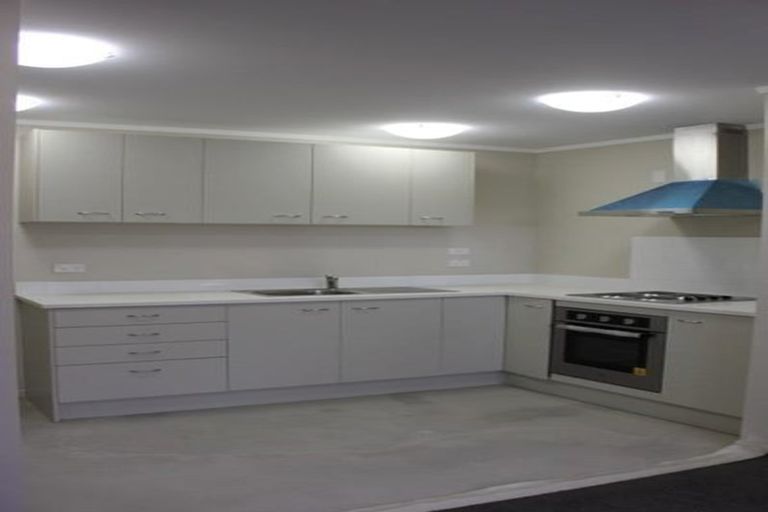 Photo of property in 10 Pae Moana Place, Stanmore Bay, Whangaparaoa, 0932