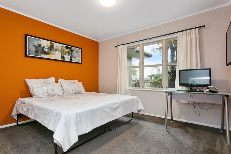 Photo of property in 21 Byron Street, Leamington, Cambridge, 3432