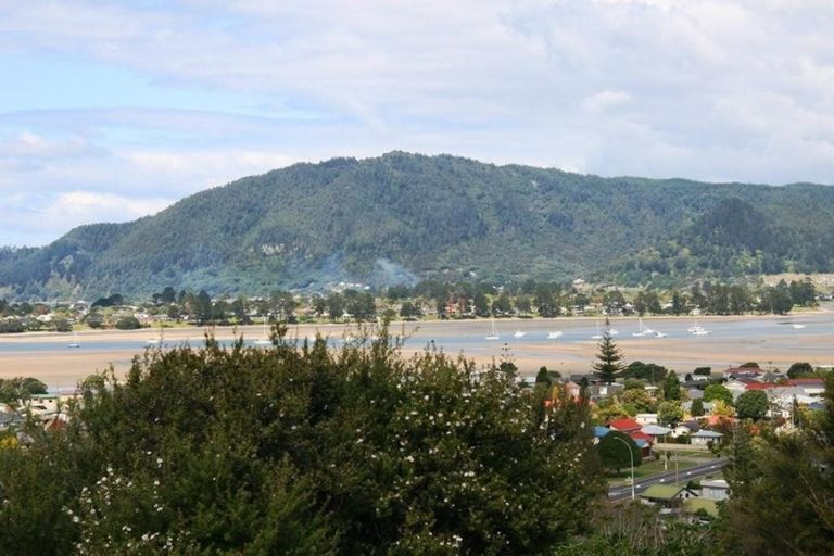 Photo of property in 4 Mason Rise, Tairua, 3508