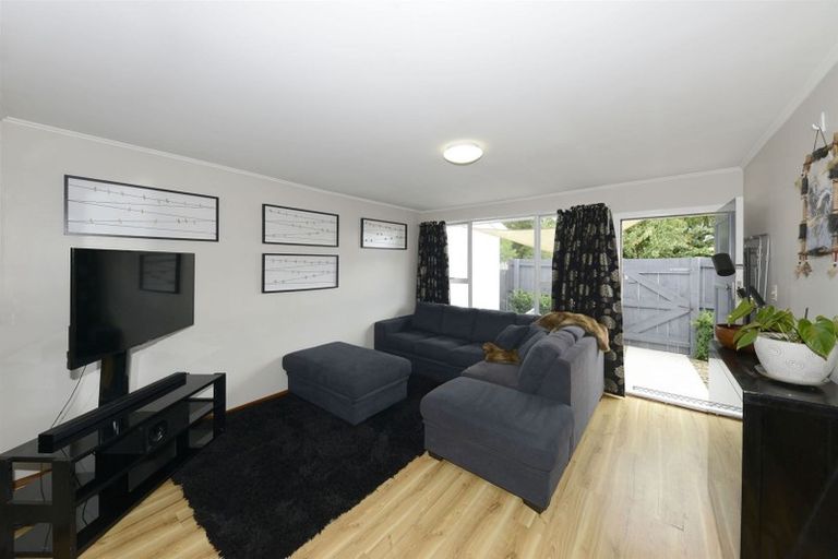 Photo of property in 2/78 Bamford Street, Woolston, Christchurch, 8023