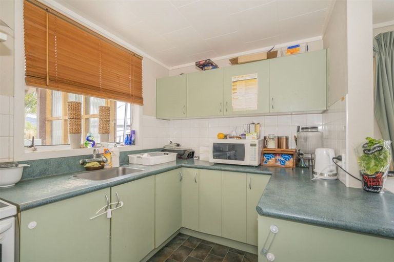 Photo of property in 66 Robinson Road, Whitianga, 3510