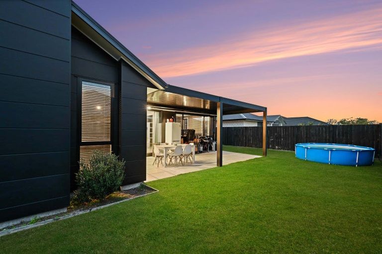 Photo of property in 2 Helen June Avenue, Flagstaff, Hamilton, 3210