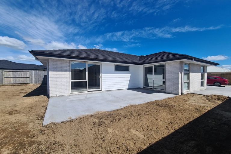 Photo of property in 195 Te Okuroa Drive, Papamoa, 3118