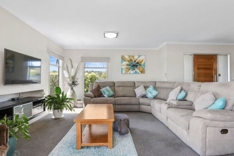 Photo of property in 17 Windsor Street, Richmond Heights, Taupo, 3330