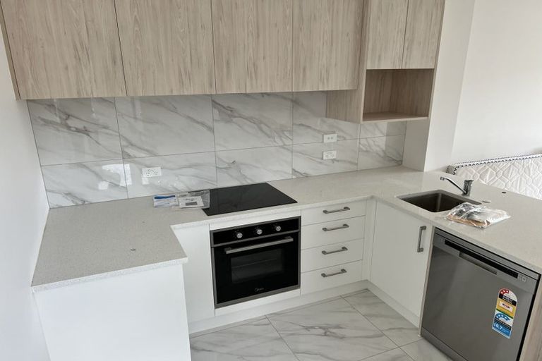 Photo of property in 2 Aumarire Lane, Favona, Auckland, 2024