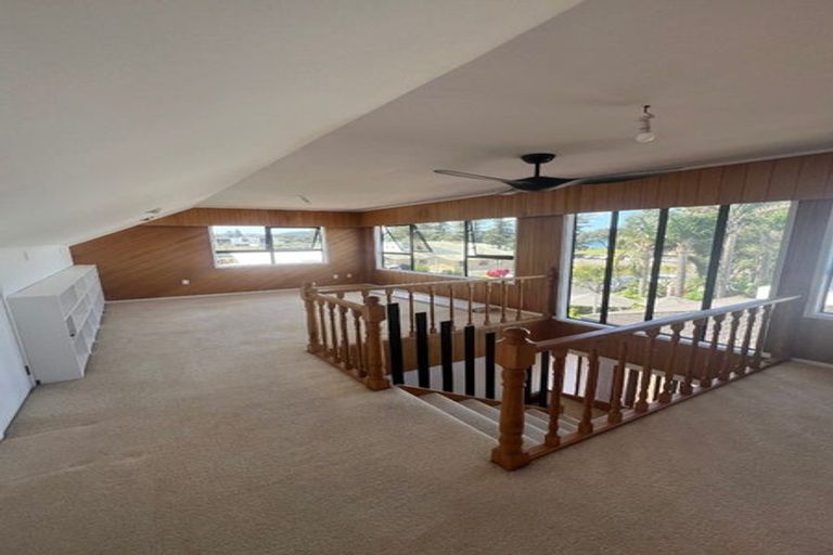 Photo of property in 2 Empire Road, Orewa, 0931