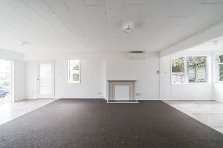 Photo of property in 2 Butler Place, Fairfield, Hamilton, 3214