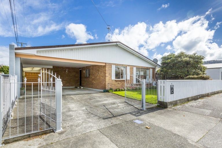 Photo of property in 41 Pine Avenue, Ebdentown, Upper Hutt, 5018