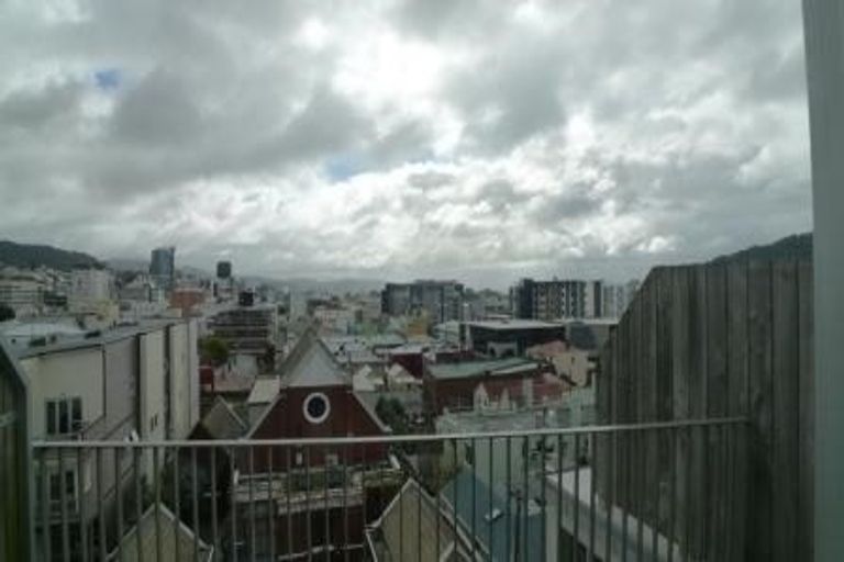 Photo of property in Qba Apartments, 4u/51 Webb Street, Mount Cook, Wellington, 6011